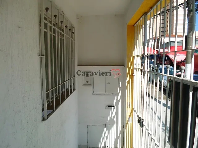 Sobrado 2 quartos e 1 banheiro, à venda ou para alugar, no bairro Vila Pompéia em São Paulo