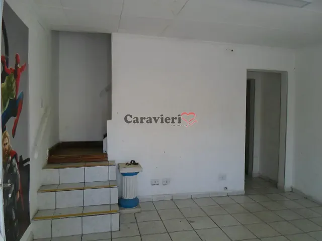Sobrado 2 quartos e 1 banheiro, à venda ou para alugar, no bairro Vila Pompéia em São Paulo