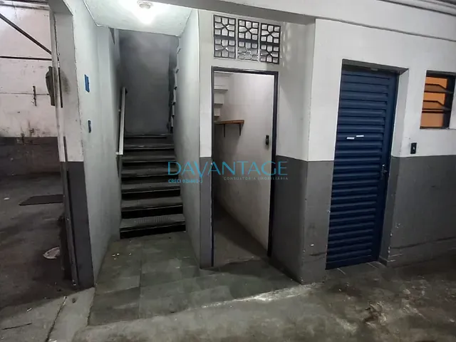 Sobrado com 356m², à venda ou para alugar, no bairro Lapa em São Paulo