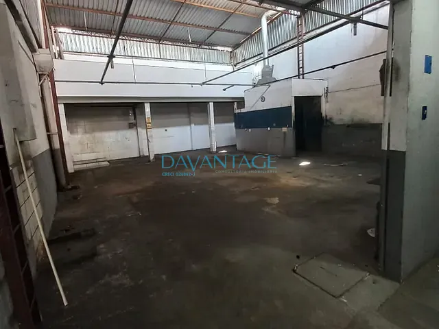 Sobrado com 356m², à venda ou para alugar, no bairro Lapa em São Paulo