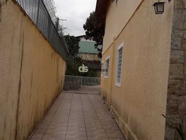 Sobrado com 500m² 3 quartos e 5 banheiros, à venda, no bairro Tremembé em São Paulo