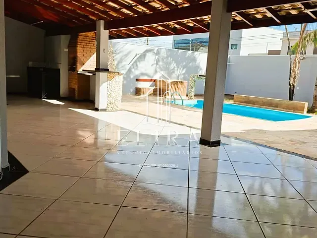 Sobrado com 250m² 3 quartos e 3 banheiros, à venda, no bairro Jardim Dona Regina em Santa Bárbara D'Oeste