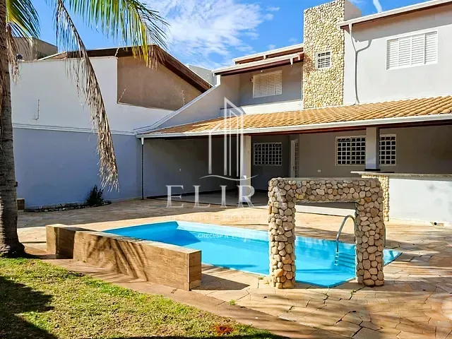 Sobrado com 250m² 3 quartos e 3 banheiros, à venda, no bairro Jardim Dona Regina em Santa Bárbara D'Oeste