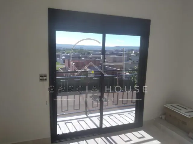 Casa com 364m² 3 quartos e 4 banheiros, à venda, no bairro Vila do Golf em Ribeirão Preto