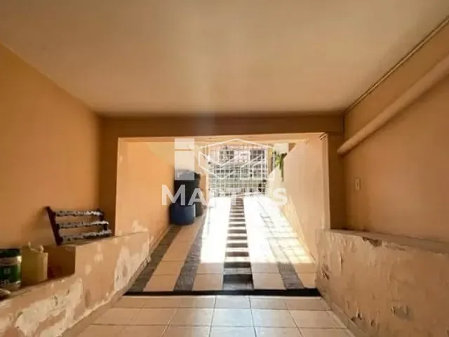 Sobrado 2 quartos e 2 banheiros, à venda, no bairro Jardim Beatriz em Taboão da Serra