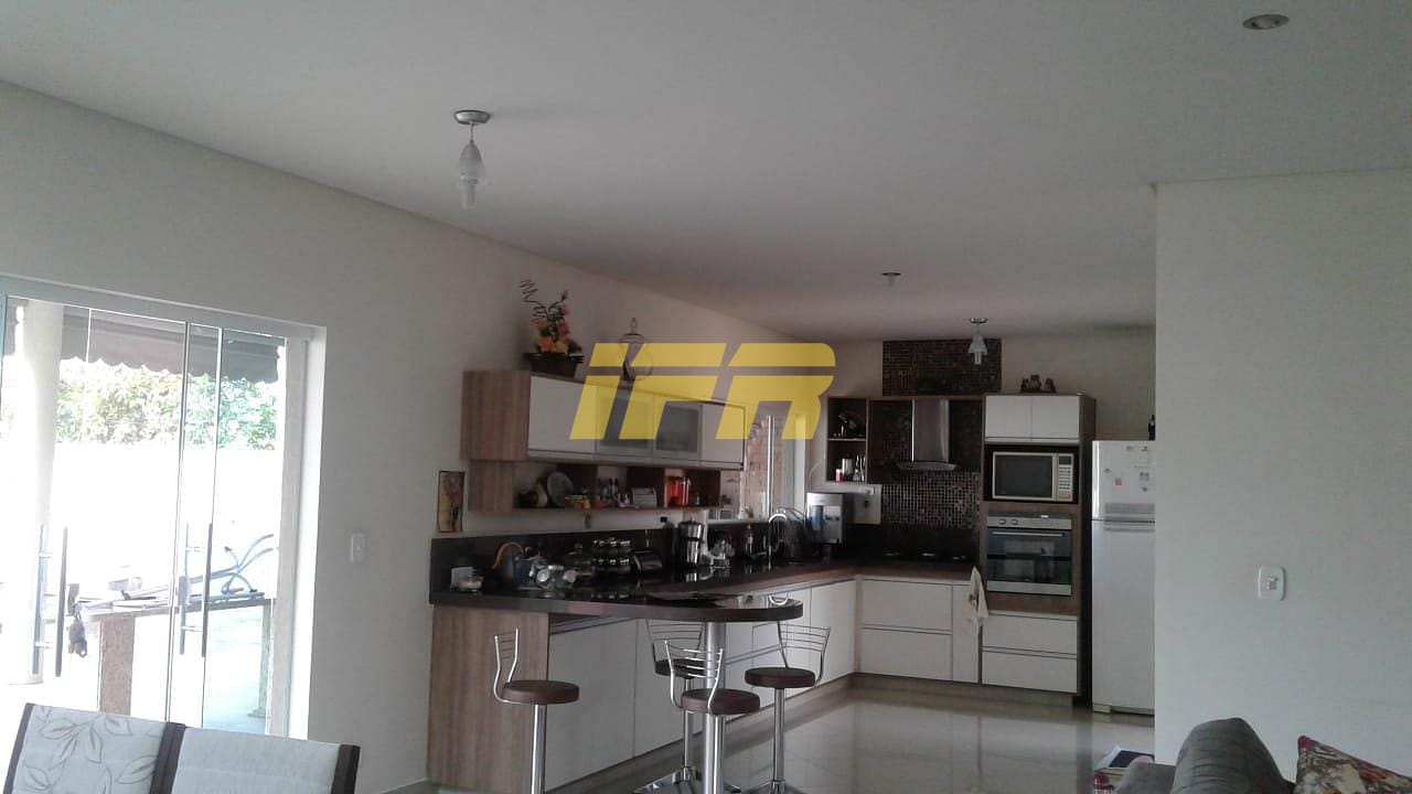 Sobrado, 3 quartos, 313 m² - Foto 2