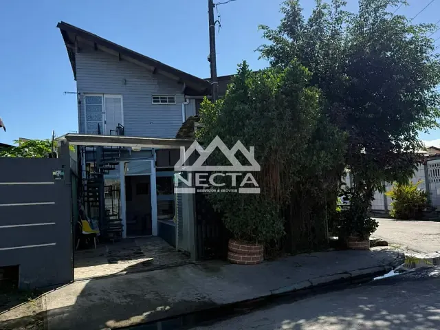 Sobrado com 150m² 2 quartos e 3 banheiros, à venda, no bairro Morro do Algodão em Caraguatatuba