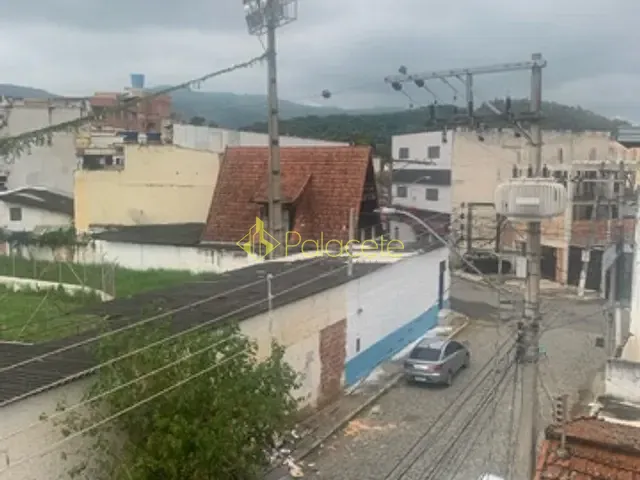 Sobrado com 100m² 3 quartos e 2 banheiros, à venda, no bairro Ponte Alta em Aparecida