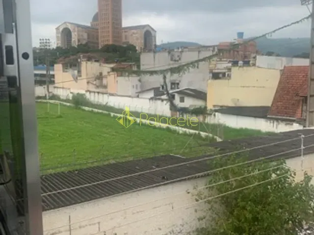 Sobrado com 100m² 3 quartos e 2 banheiros, à venda, no bairro Ponte Alta em Aparecida