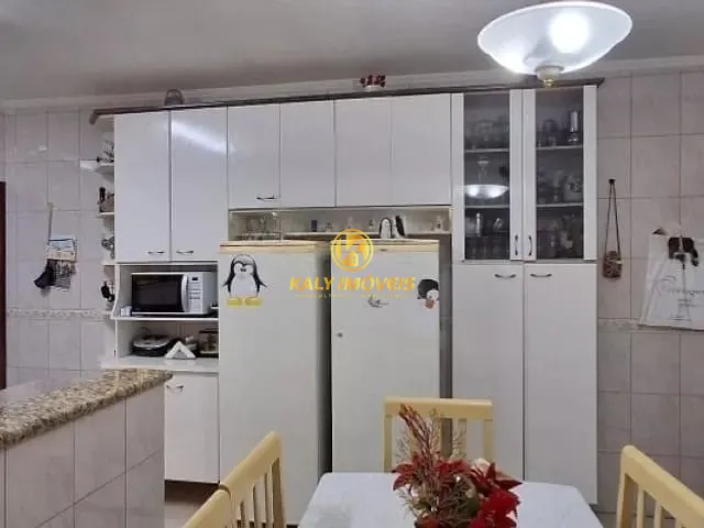 Sobrado 4 quartos e 3 banheiros, à venda, no bairro Nova Gerty em São Caetano do Sul