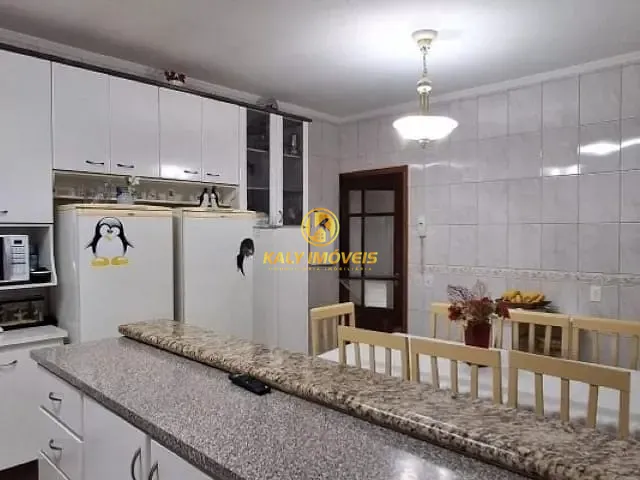 Sobrado 4 quartos e 3 banheiros, à venda, no bairro Nova Gerty em São Caetano do Sul