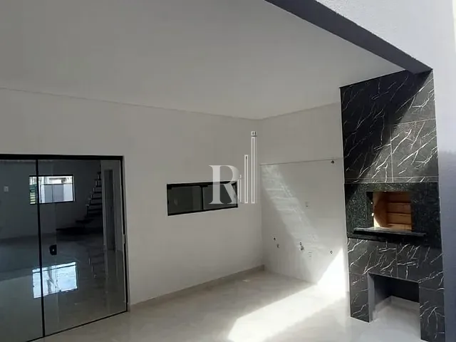 Sobrado com 170m² 3 quartos e 3 banheiros, à venda, no bairro Morretes em Itapema