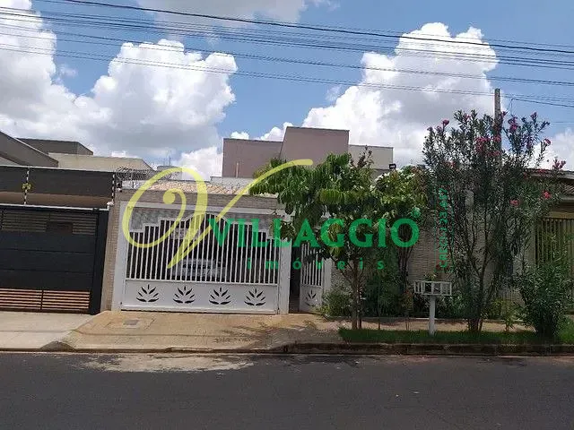 Sobrado com 200m² 3 quartos e 3 banheiros, à venda, no bairro Residencial Alto das Andorinhas em São José do Rio Preto