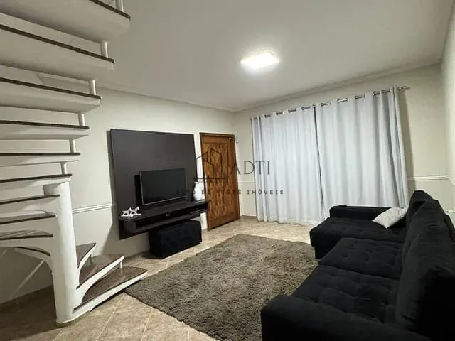 Sobrado 4 quartos e 2 banheiros, à venda, no bairro Vila Eureka em Poá