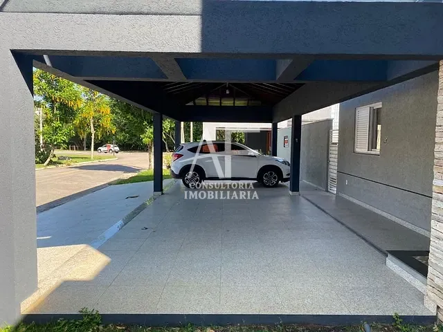 Sobrado com 550m² 3 quartos e 6 banheiros, à venda ou para alugar, no bairro Campos do Conde Versailles em Tremembé