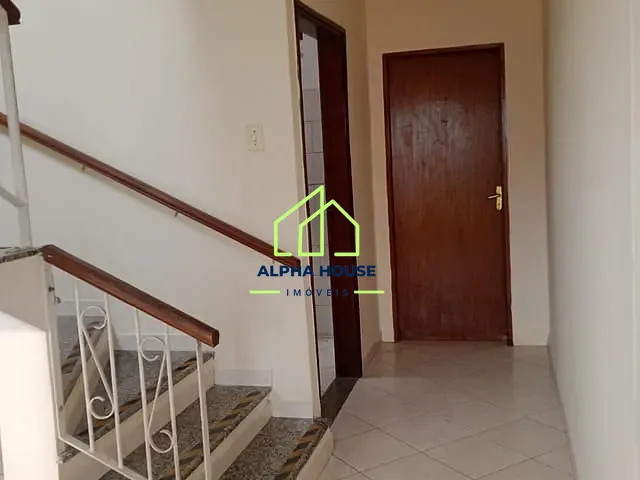 Sobrado para alugar, no bairro Centro em Pindamonhangaba