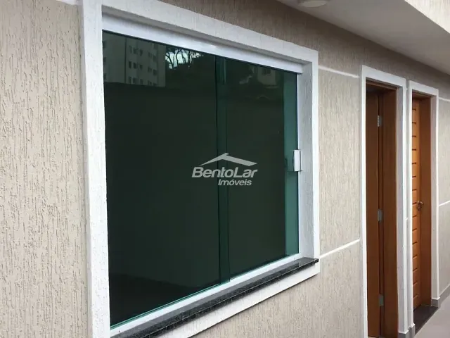 Sobrado com 70m² 3 quartos e 2 banheiros, para alugar, no bairro Santa Teresinha em São Paulo