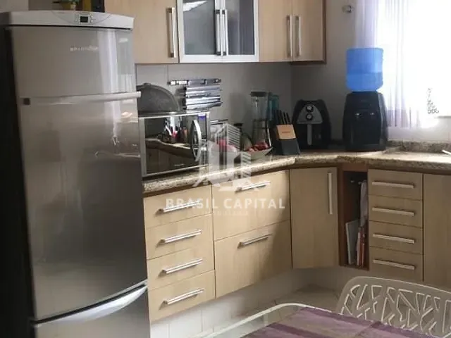 Sobrado com 250m² 3 quartos e 5 banheiros, à venda, no bairro Condomínio Villa dos Inglezes em Sorocaba