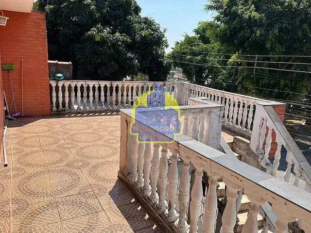 Sobrado com 253m² 5 quartos e 3 banheiros, à venda, no bairro Pestana em Osasco