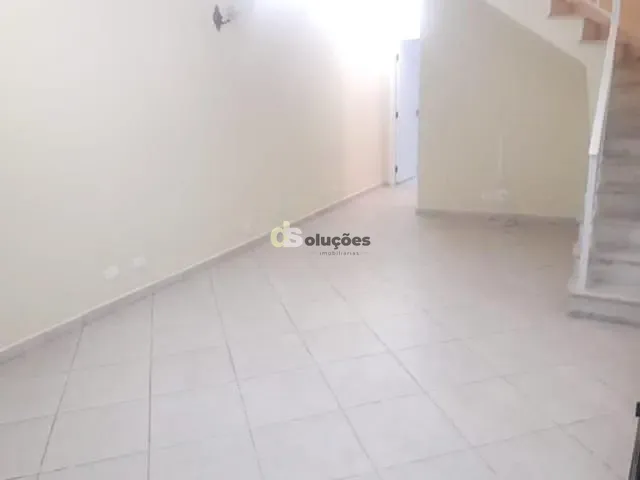 Sobrado com 211m² 3 quartos e 4 banheiros, à venda, no bairro Água Fria em São Paulo