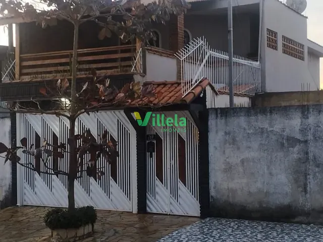 Sobrado com 215m² 3 quartos e 2 banheiros, à venda, no bairro Parque Residencial Marengo em Itaquaquecetuba