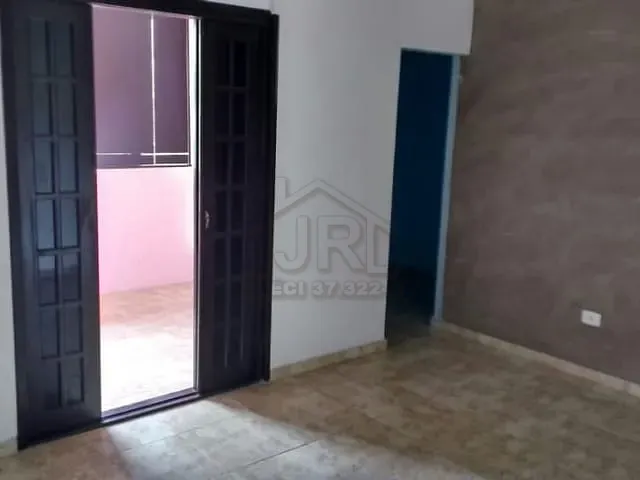 Sobrado com 180m² 2 quartos e 3 banheiros, à venda, no bairro Jardim Itapark em Mauá