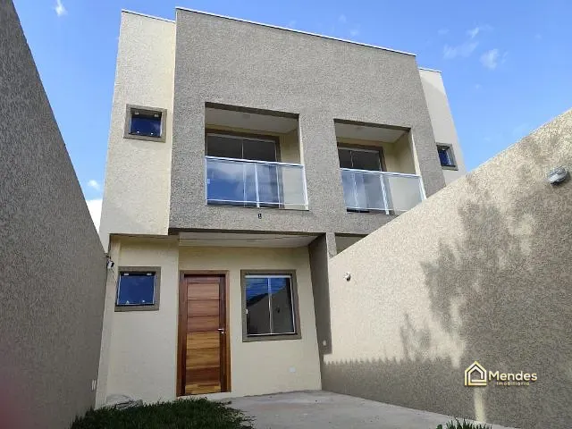 Sobrado com 83m² 3 quartos e 2 banheiros, à venda, no bairro Sítio Cercado em Curitiba
