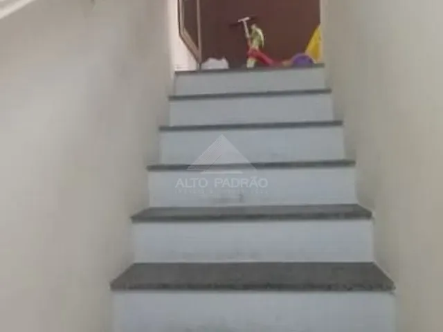 Sobrado com 75m² 2 quartos e 2 banheiros, à venda, no bairro Jardim Araguaia em Mauá