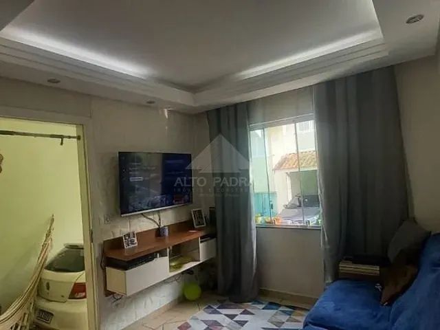 Sobrado com 75m² 2 quartos e 2 banheiros, à venda, no bairro Jardim Araguaia em Mauá