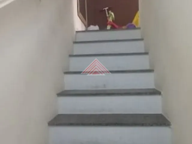 Sobrado com 75m² 2 quartos e 2 banheiros, à venda, no bairro Jardim Araguaia em Mauá