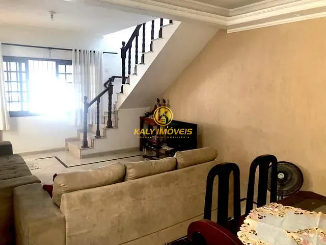 Sobrado com 154m² 3 quartos e 4 banheiros, à venda, no bairro Osvaldo Cruz em São Caetano do Sul