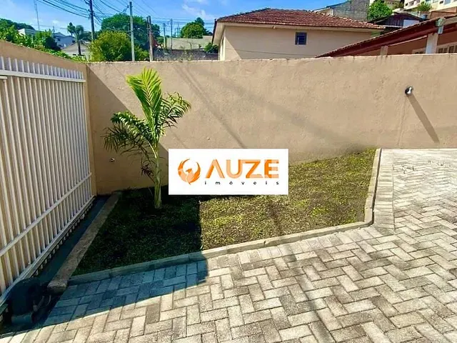 Sobrado com 234m² 4 quartos e 2 banheiros, à venda, no bairro Pilarzinho em Curitiba