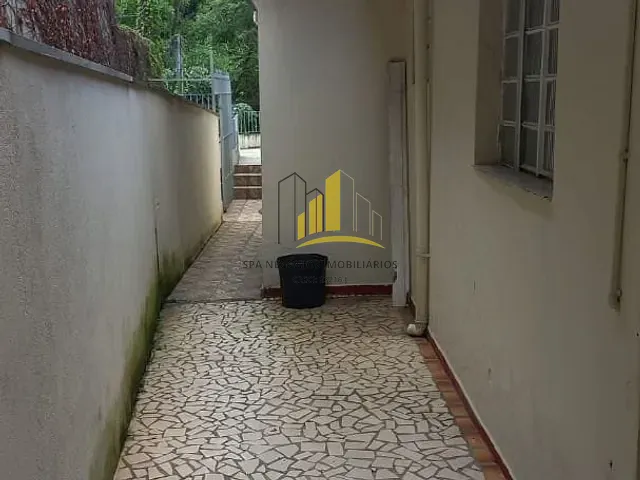 Sobrado com 356m² 2 quartos e 2 banheiros, à venda, no bairro Cidade Mãe do Céu em São Paulo