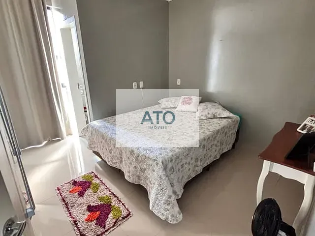 Sobrado 2 quartos e 2 banheiros, à venda, no bairro Centro em Tijucas