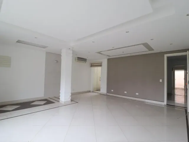 Sobrado 3 quartos e 4 banheiros, à venda ou para alugar, no bairro Campestre em Santo André