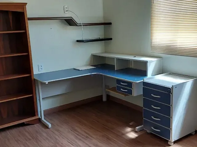 Sobrado com 150m², à venda ou para alugar, no bairro Jardim Portugal em São José dos Campos