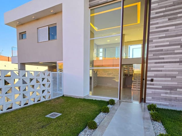 Foto do Sobrado - Sobrado com 3 dormitórios à venda, 229 m² por R$ 1.680.000,00 - Jardins Barcelona - Senador Canedo/GO | Portfolio Imóveis