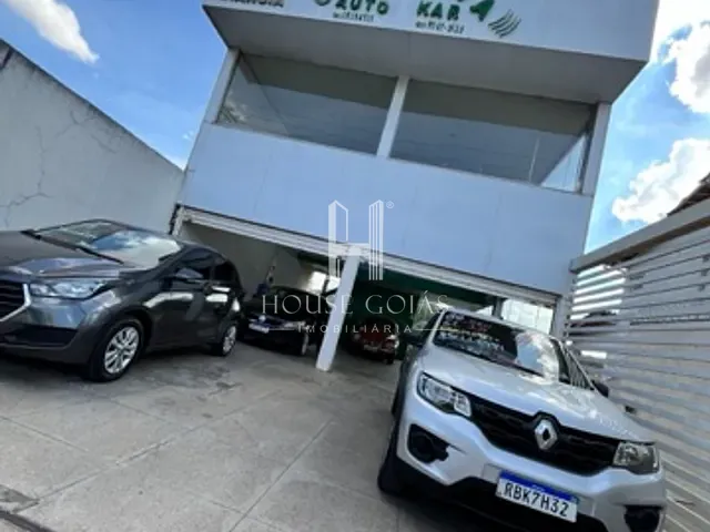 Sobrado à venda, no bairro Setor Aeroporto em Goiânia