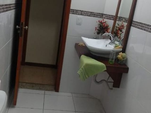 Foto do Sobrado - Sobrado com 4 dormitórios à venda, 246 m² por R$ 689.000,00 - Jardim Altos de Santana II - Jacareí/SP | RUSSI IMÓVEIS
