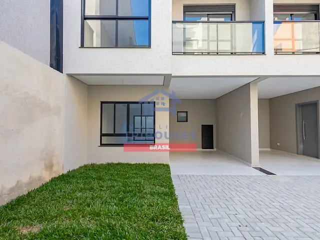 Sobrado 3 quartos e 3 banheiros, à venda, no bairro Jardim das Américas em Curitiba