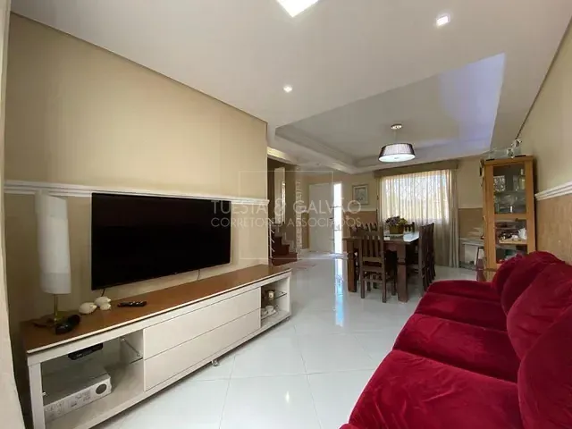 Sobrado com 130m² 3 quartos e 3 banheiros, à venda, no bairro Hauer em Curitiba