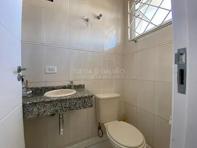 Sobrado com 130m² 3 quartos e 3 banheiros, à venda, no bairro Hauer em Curitiba