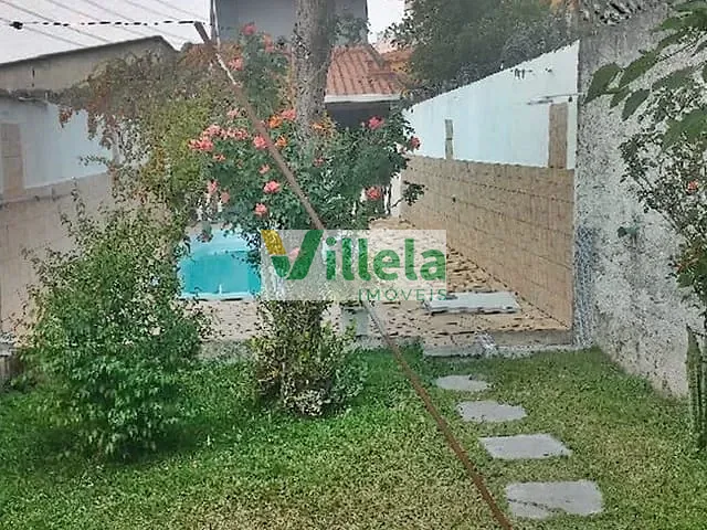 Sobrado com 250m² 3 quartos e 1 banheiro, à venda, no bairro Vila Júlia em Poá