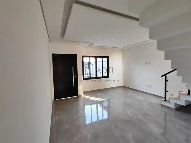 Sobrado com 125m² 3 quartos e 2 banheiros, à venda, no bairro Mogi Moderno em Mogi das Cruzes