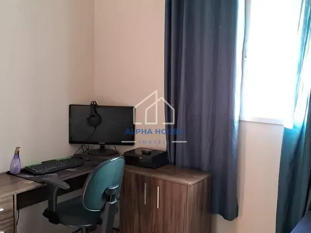 Sobrado com 175m² 4 quartos e 1 banheiro, à venda, no bairro Residencial Maricá em Pindamonhangaba