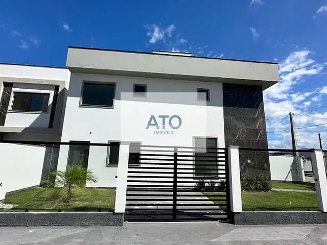 Sobrado 2 quartos e 2 banheiros, à venda, no bairro Joia em Tijucas