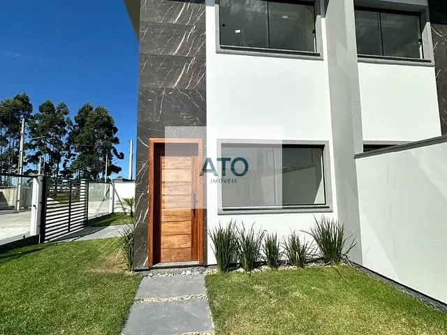 Sobrado 2 quartos e 2 banheiros, à venda, no bairro Joia em Tijucas