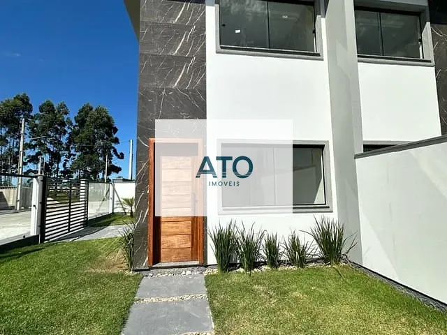 Sobrado 2 quartos e 2 banheiros, à venda, no bairro Joia em Tijucas