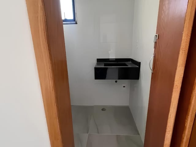 Sobrado 2 quartos e 2 banheiros, à venda, no bairro Vila Alto de Santo André em Santo André