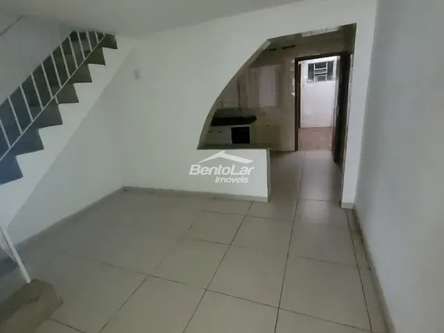 Sobrado com 90m² 3 quartos e 2 banheiros, para alugar, no bairro Vila Nivi em São Paulo